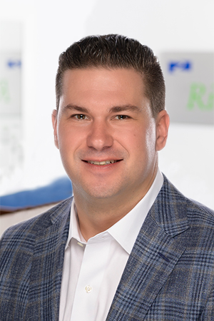 Dripchak Eric GRC BKG 300X450