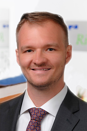 Steadryan BKG 300X450 (1)