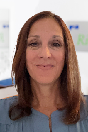 Goodrickchris BKG 300X450 (1)