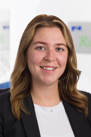 Corneliussenrebecca2 BKG 300X450